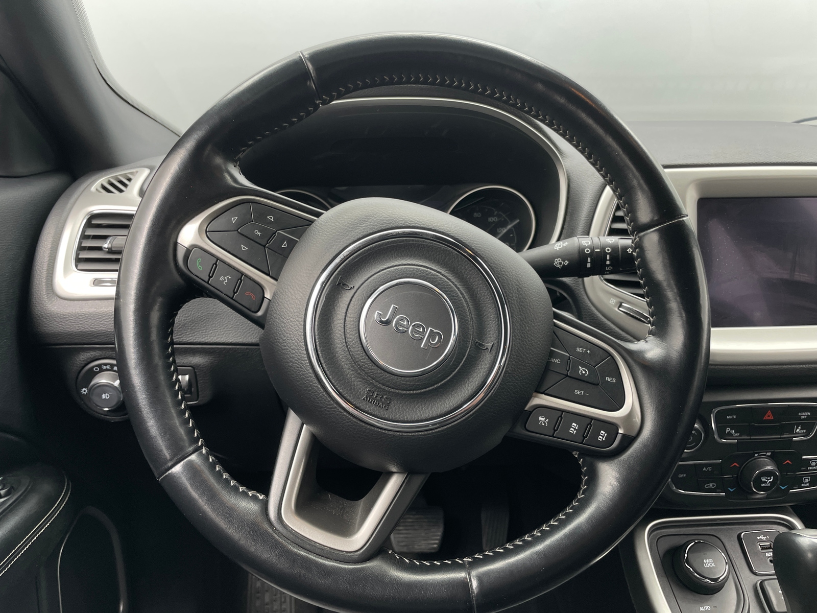 Thumbnail: 2021 Jeep Compass - 4
