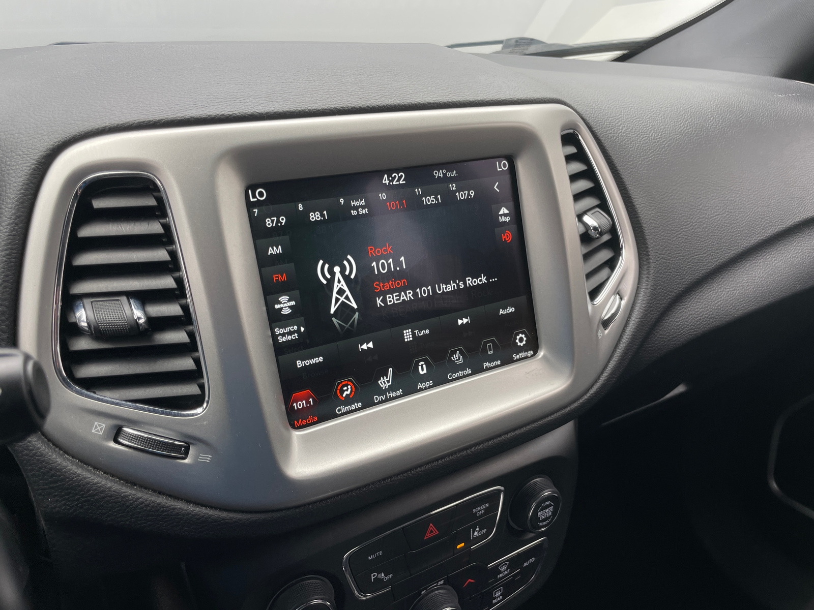 Thumbnail: 2021 Jeep Compass - 3