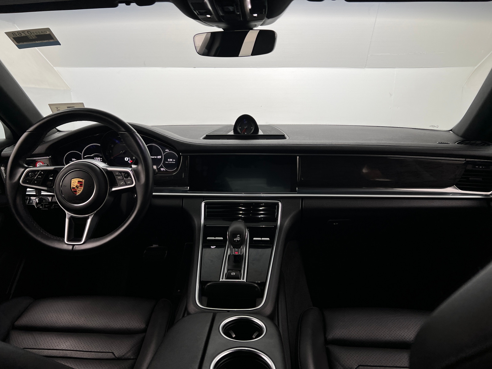 Thumbnail: 2017 Porsche Panamera - 2