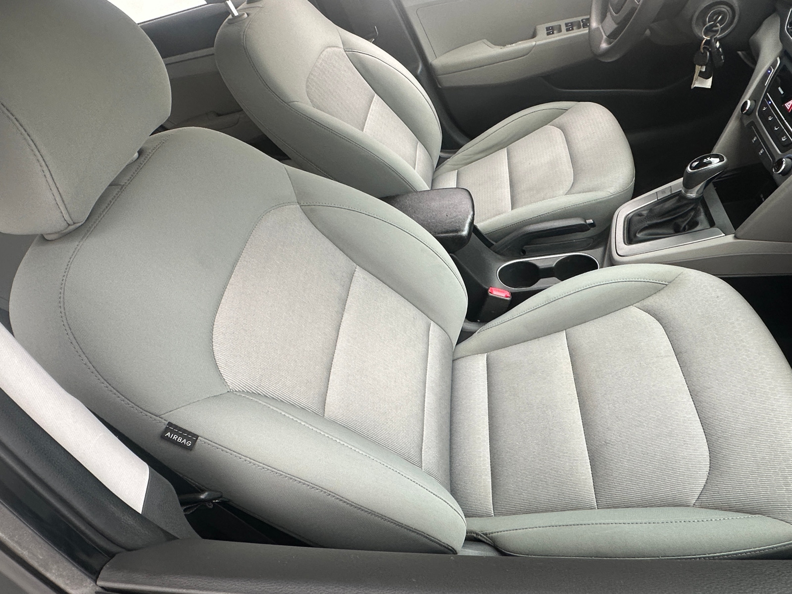 Thumbnail: 2017 Hyundai Elantra - 2