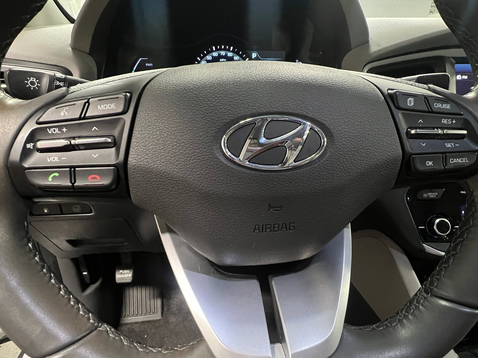 Thumbnail: 2017 Hyundai Ioniq - 5