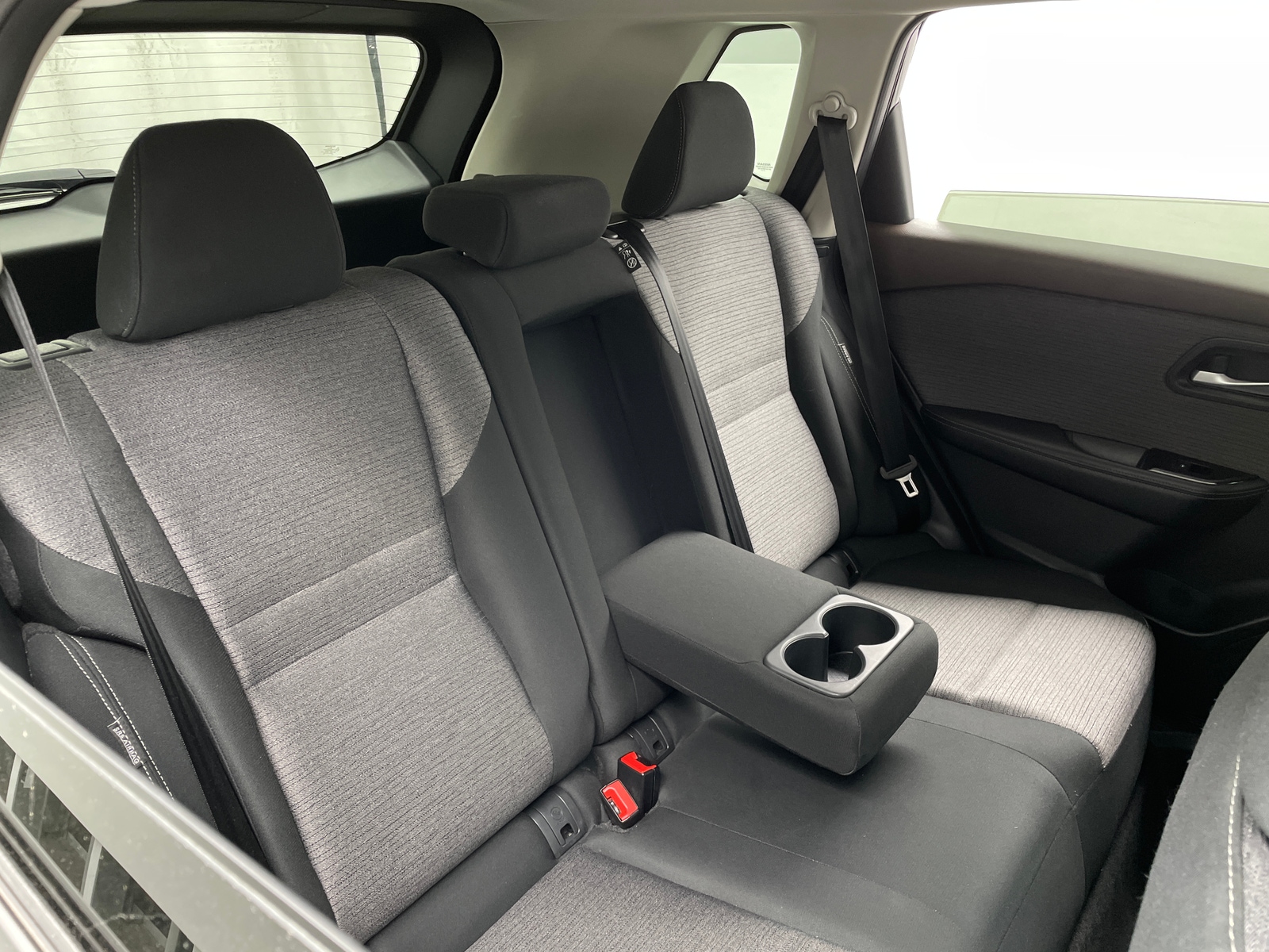 Thumbnail: 2021 Nissan Rogue - 6