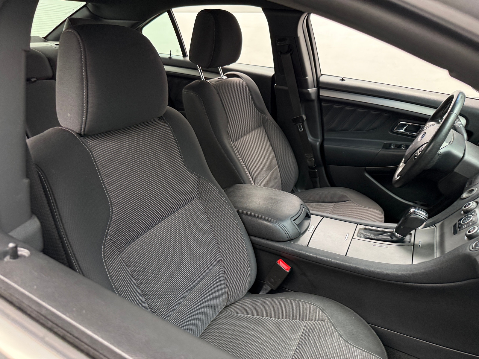 Thumbnail: 2016 Ford Taurus - 2