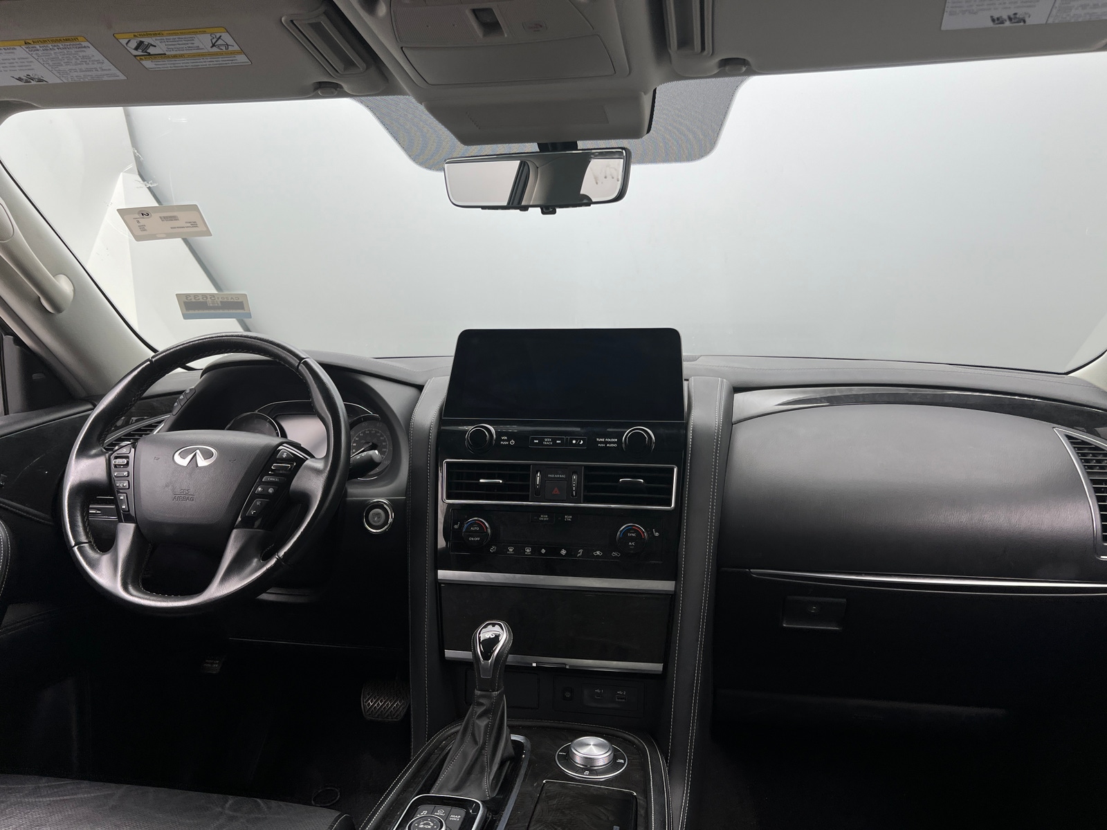 Thumbnail: 2022 INFINITI QX80 - 2