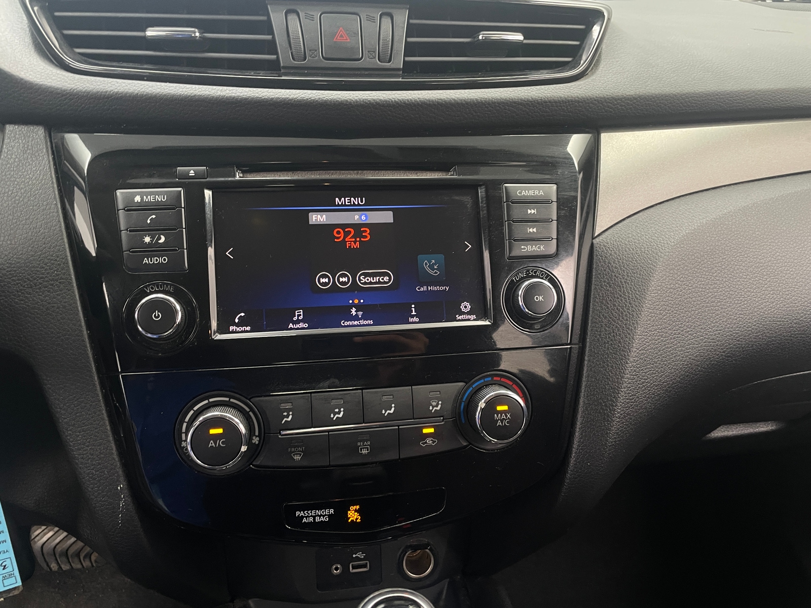 Thumbnail: 2019 Nissan Rogue Sport - 4