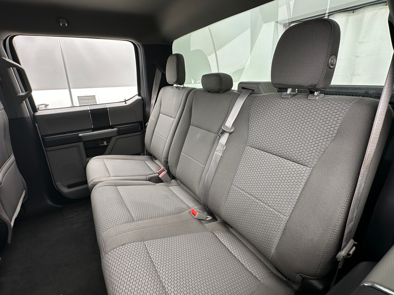 Thumbnail: 2018 Ford Econoline - 6