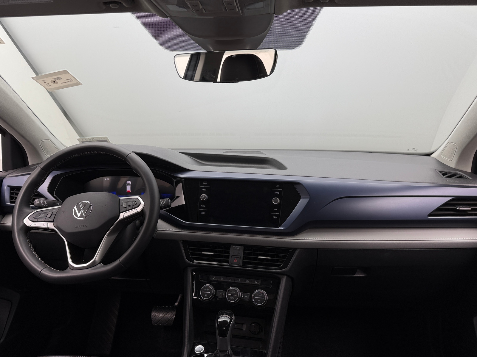 Thumbnail: 2024 Volkswagen Taos - 2