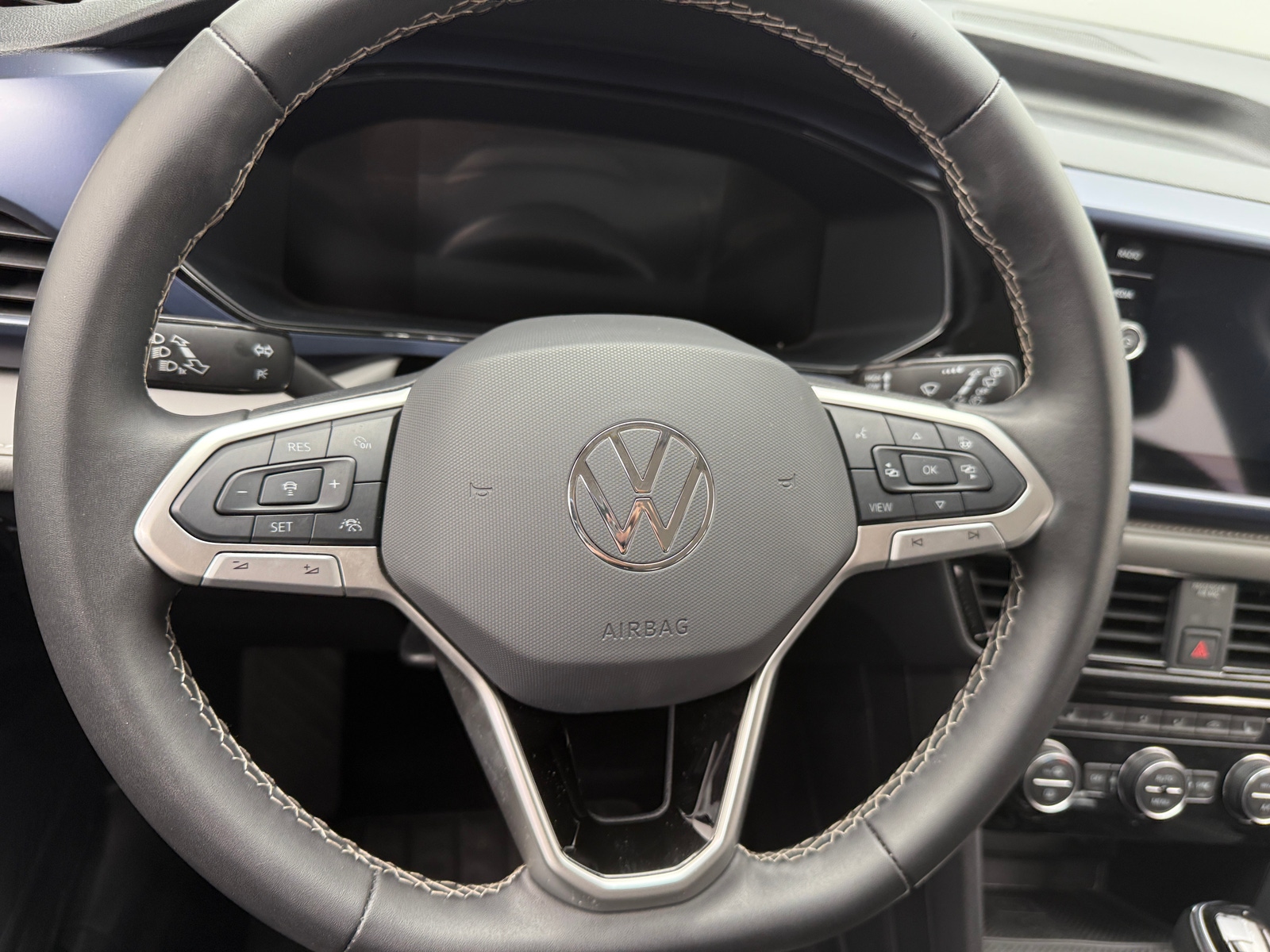 Thumbnail: 2024 Volkswagen Taos - 4