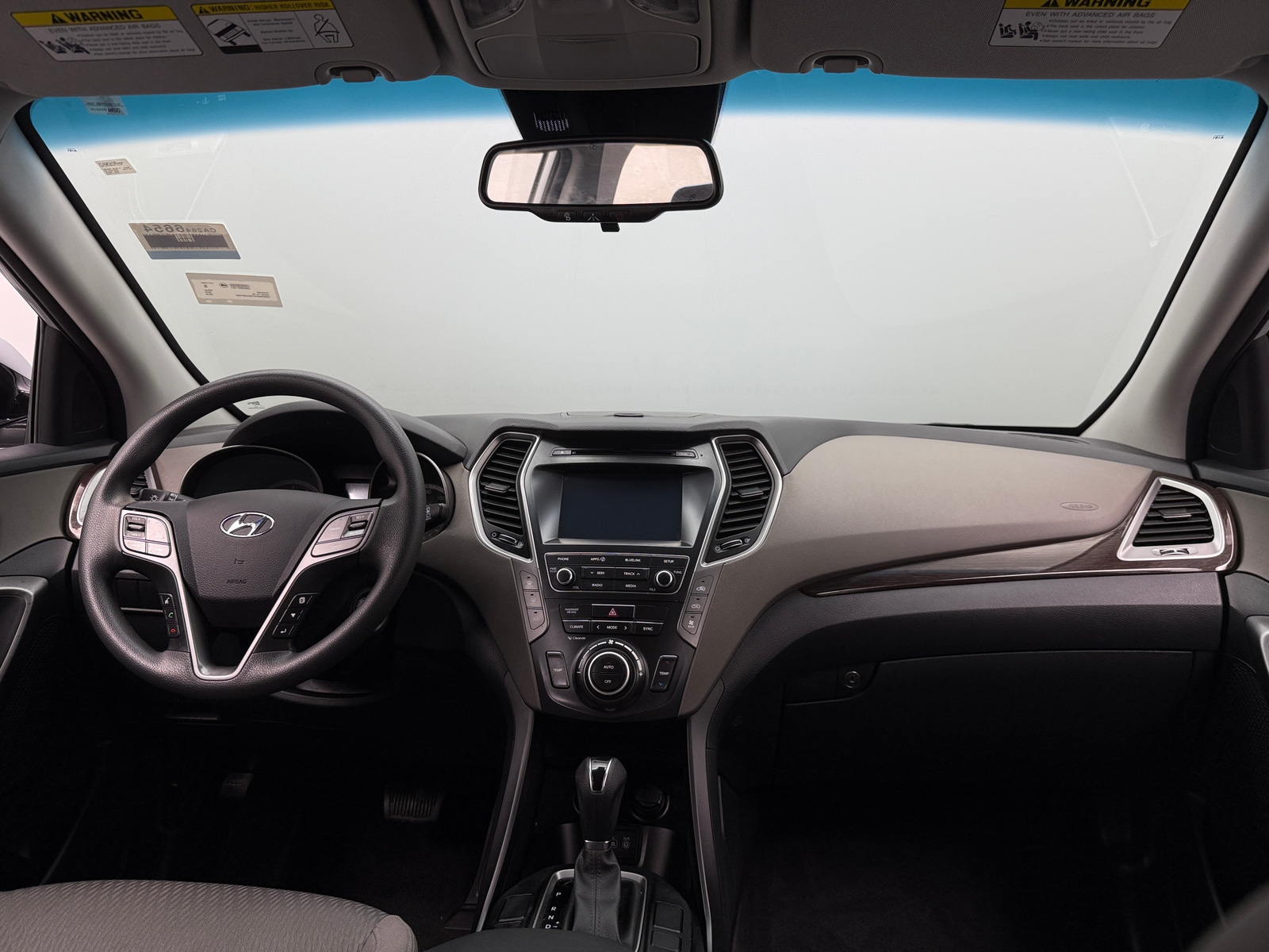 Thumbnail: 2019 Hyundai Santa Fe - 3