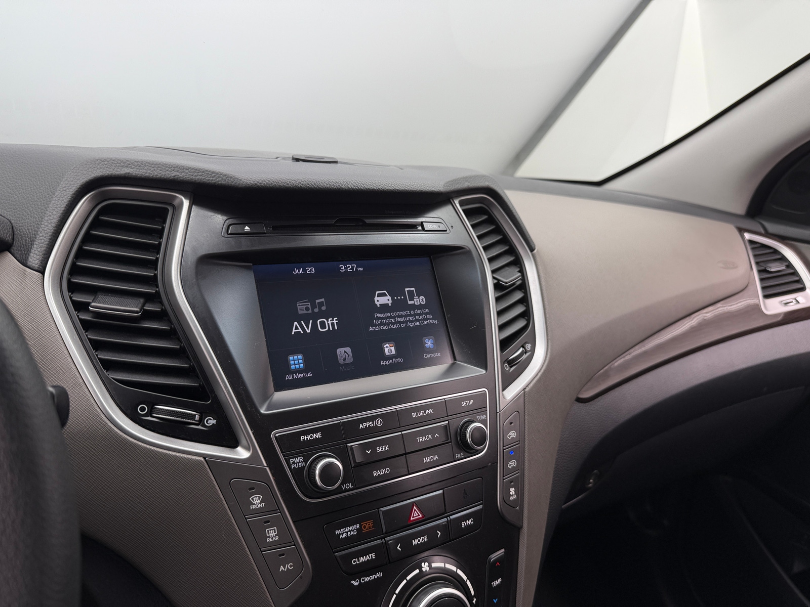 Thumbnail: 2019 Hyundai Santa Fe - 4