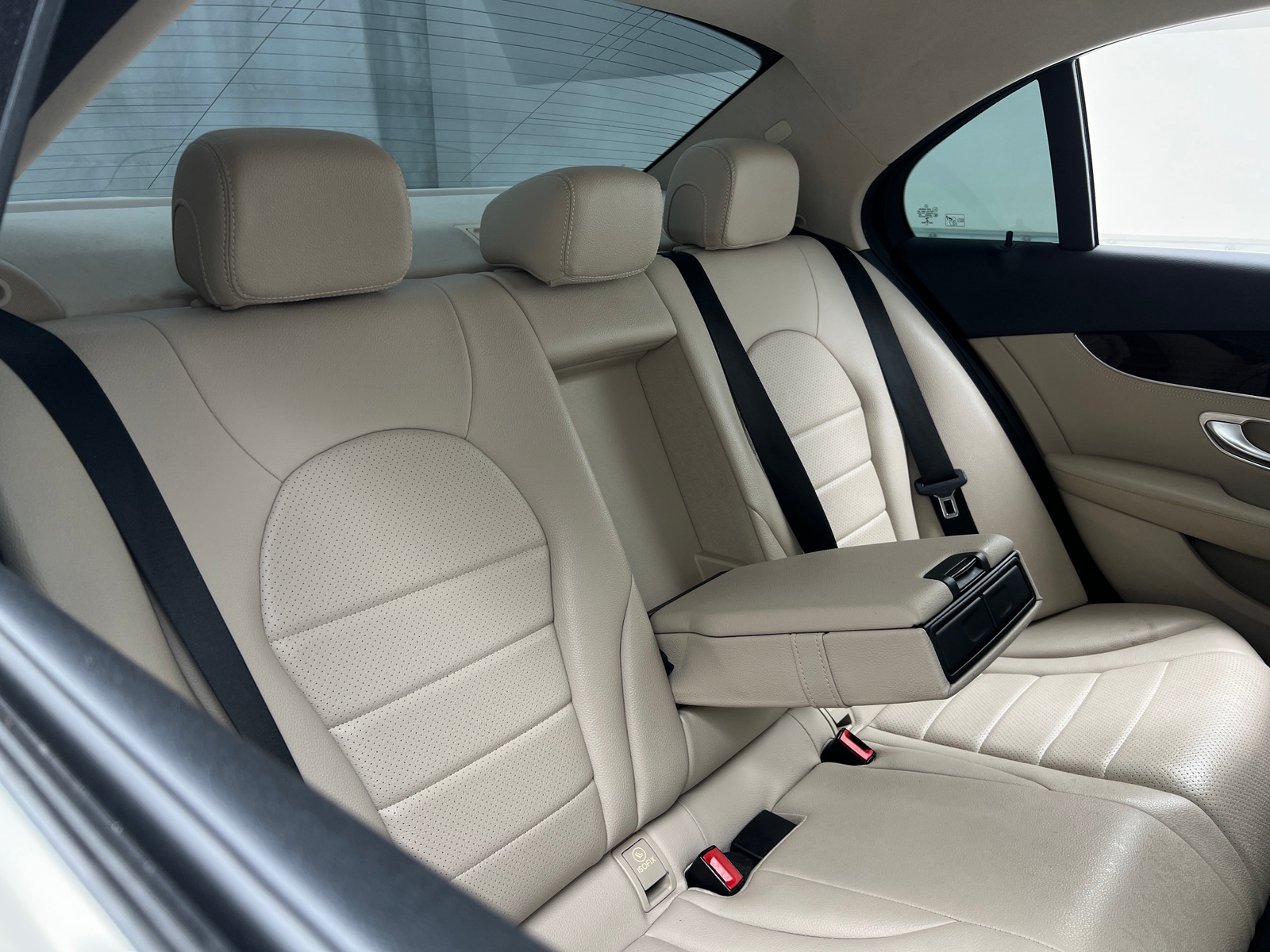 Thumbnail: 2015 Mercedes-Benz C-Class - 5