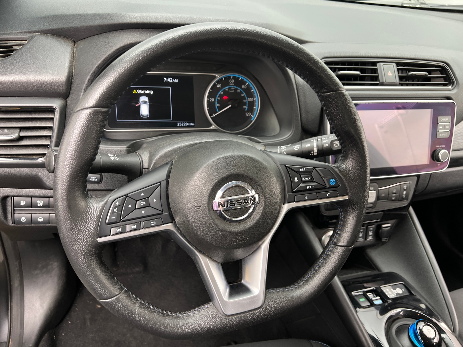 Thumbnail: 2022 Nissan Leaf - 5