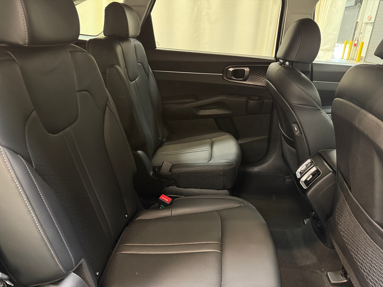 Thumbnail: 2024 Kia Sorento - 5