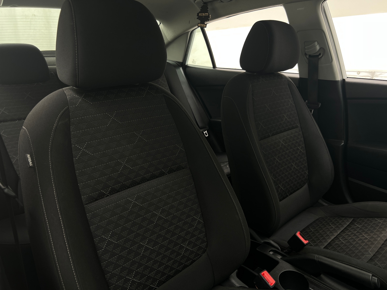 Thumbnail: 2021 Kia Rio - 2