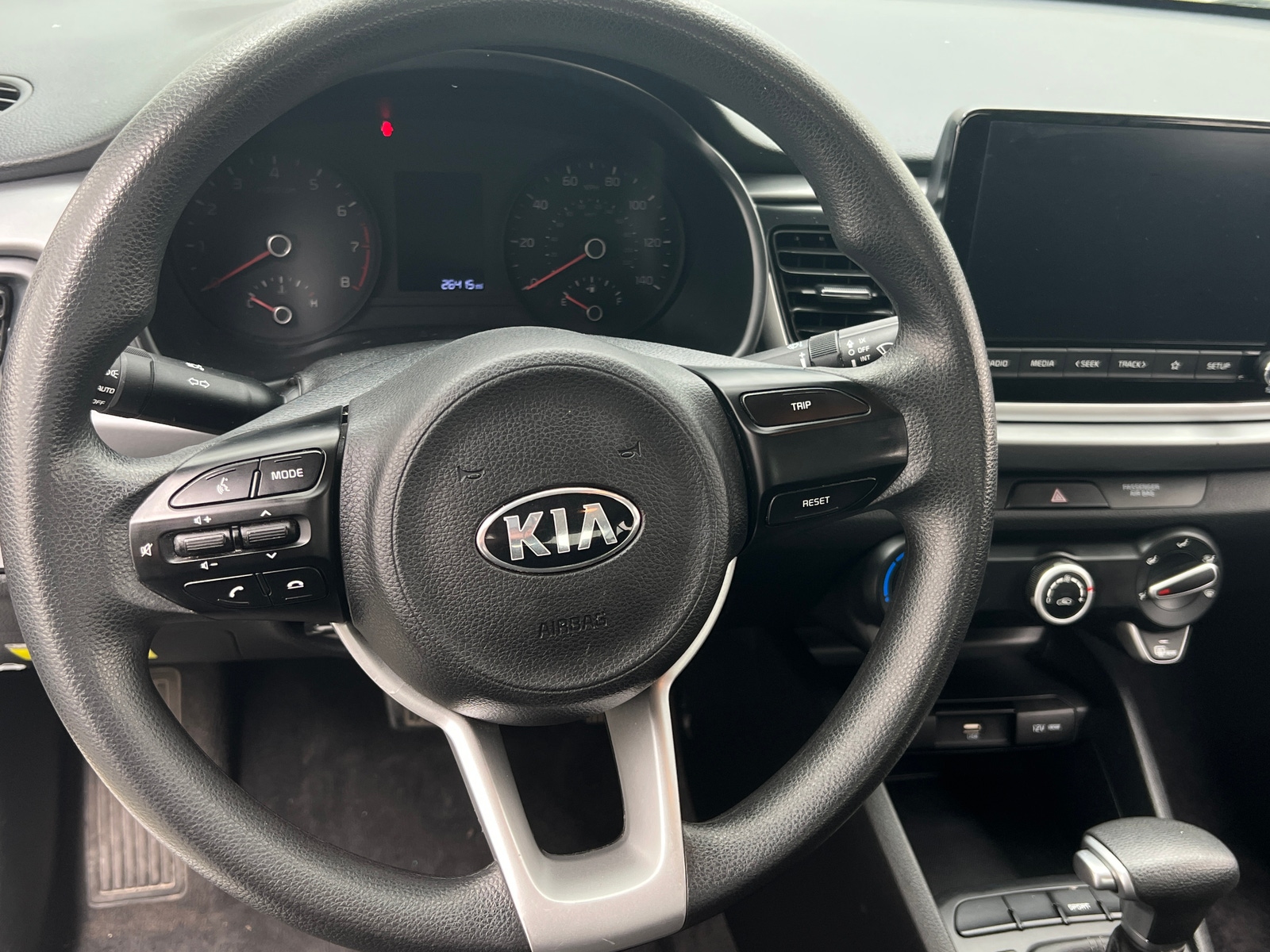 Thumbnail: 2021 Kia Rio - 5