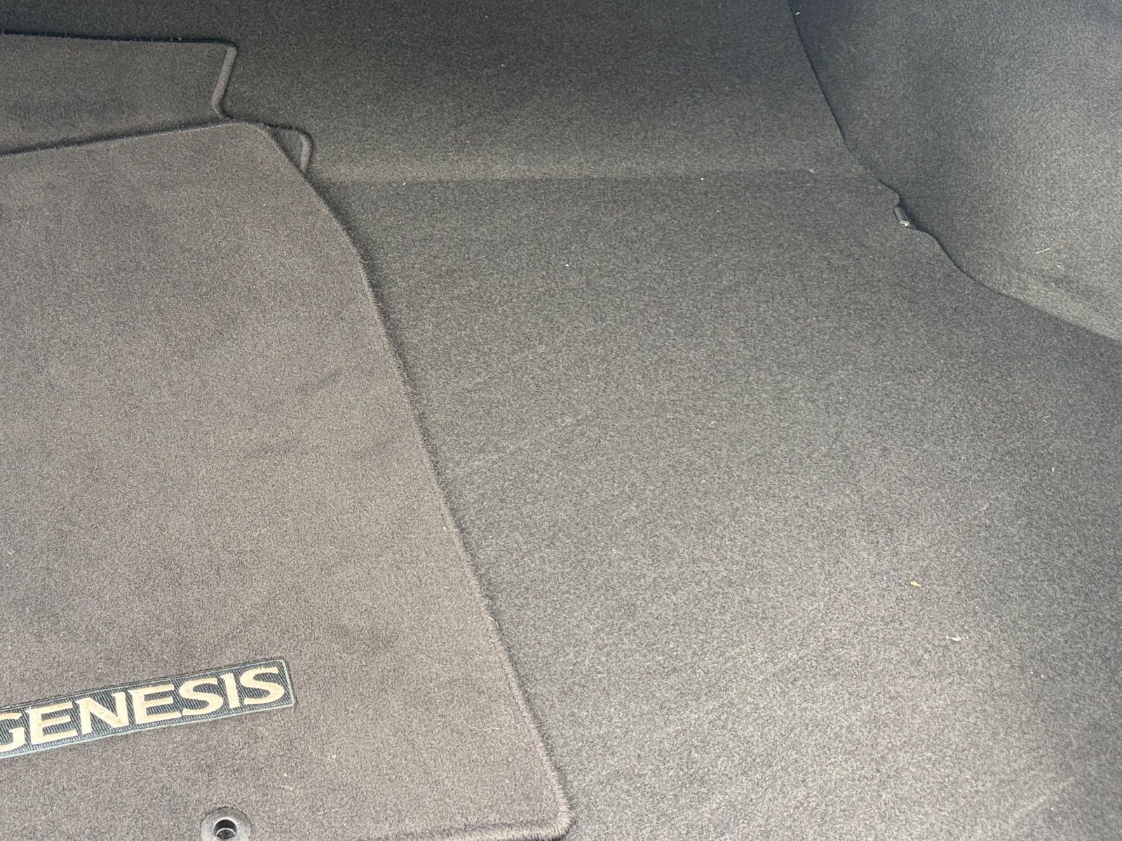 Thumbnail: 2013 Hyundai Genesis - 6