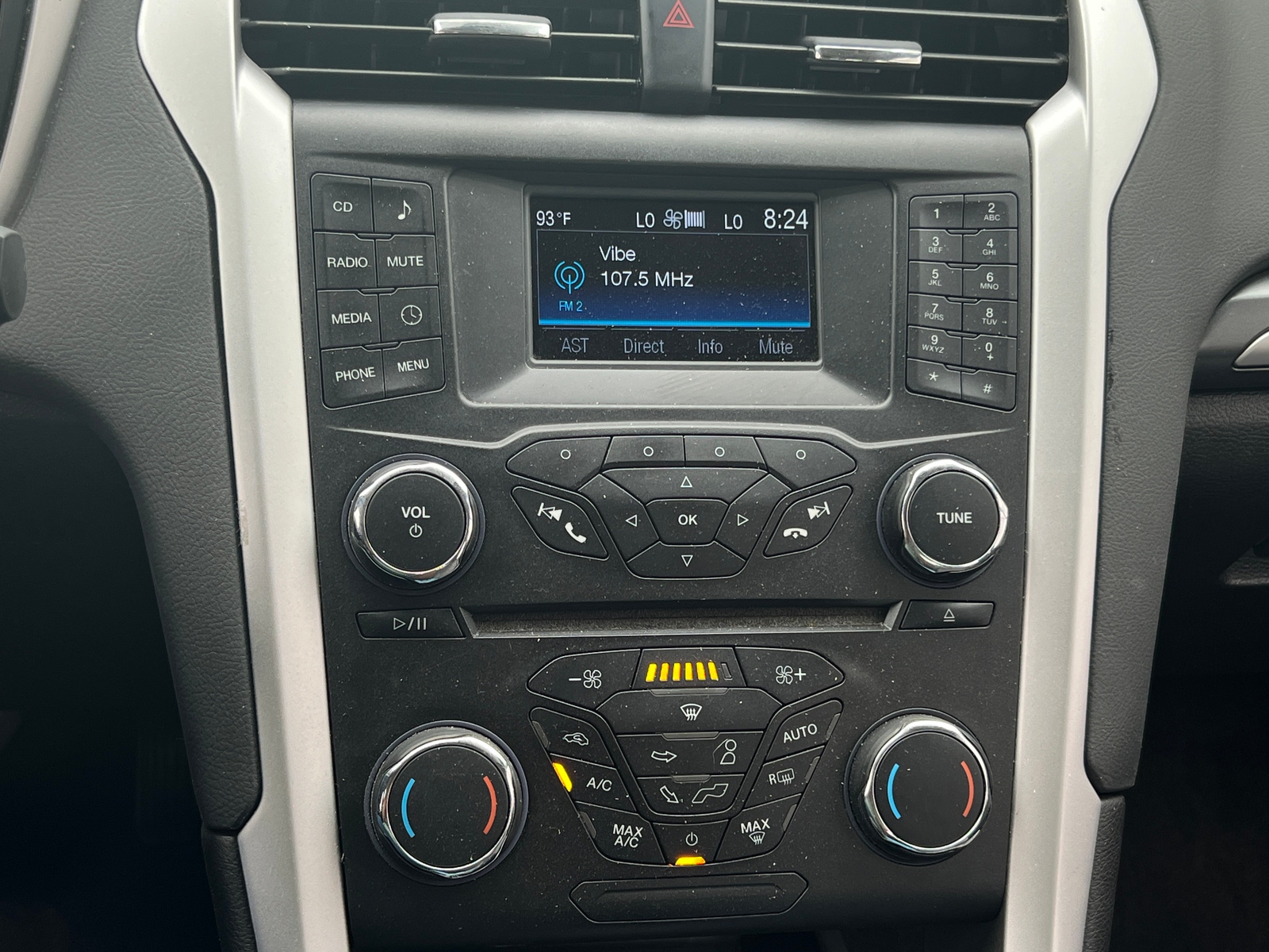 Thumbnail: 2014 Ford Fusion - 4