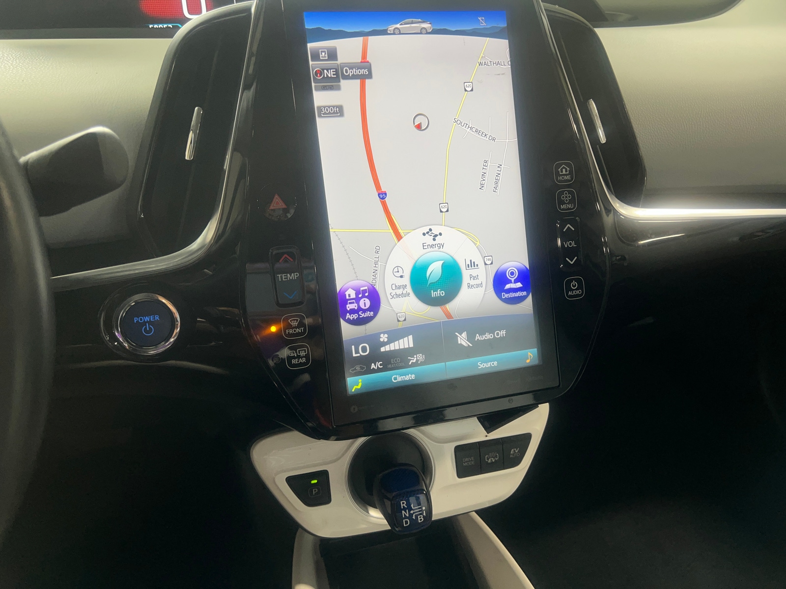 Thumbnail: 2017 Toyota Prius Prime - 3