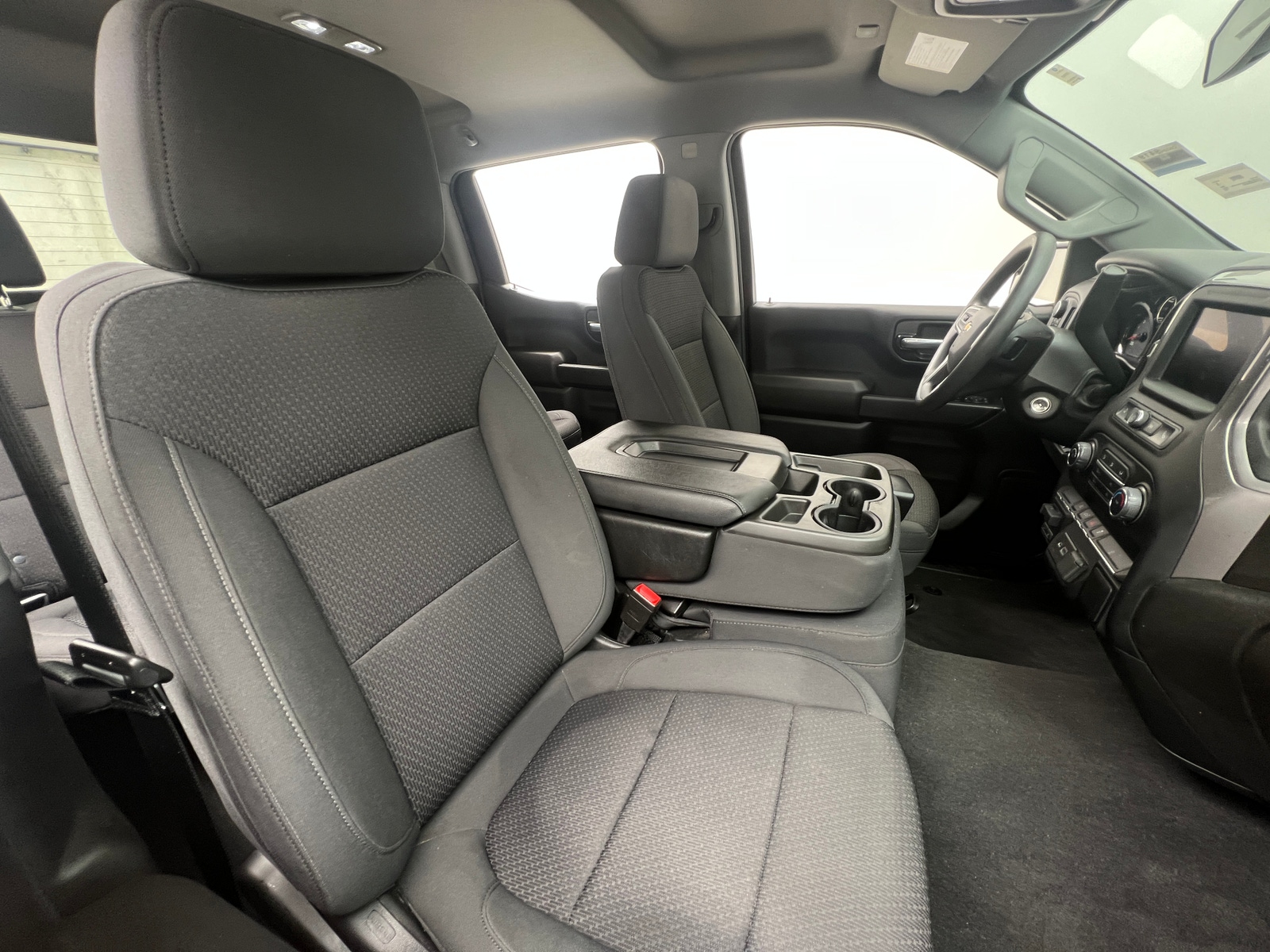 Thumbnail: 2022 Chevrolet Silverado 1500 - 2