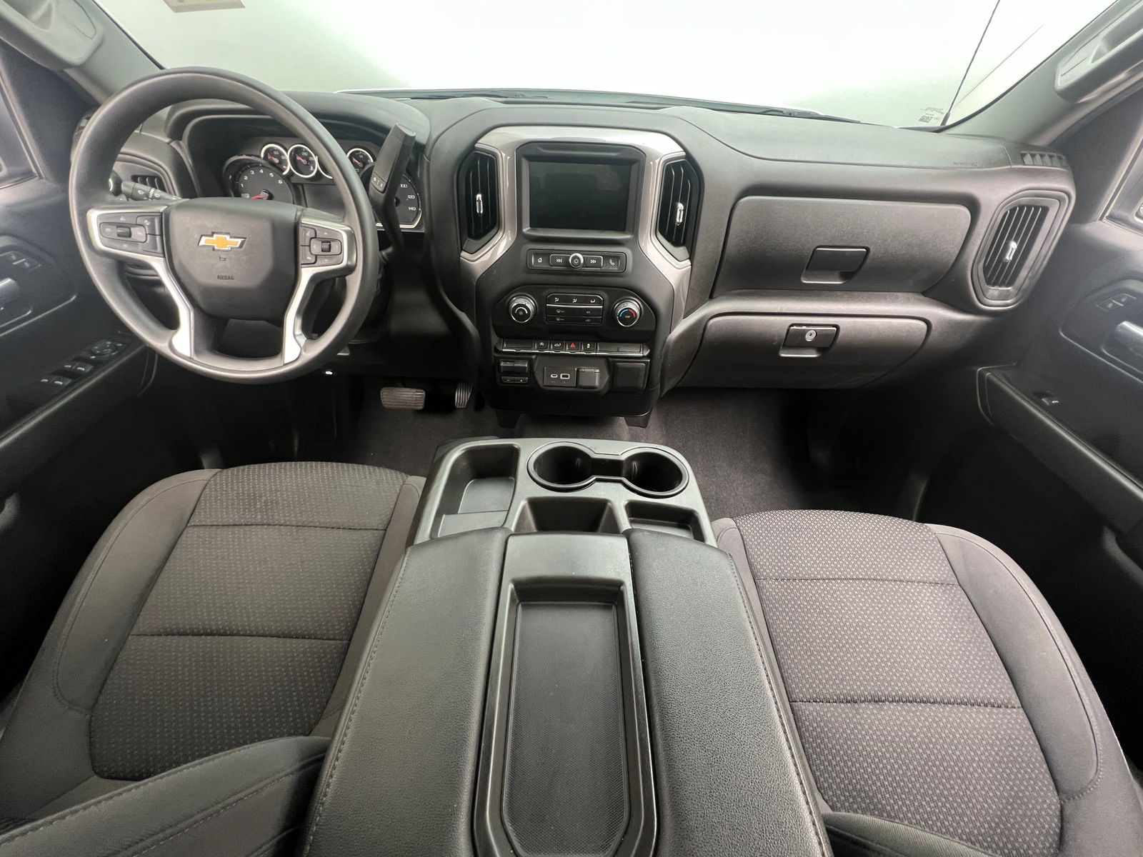 Thumbnail: 2022 Chevrolet Silverado 1500 - 3