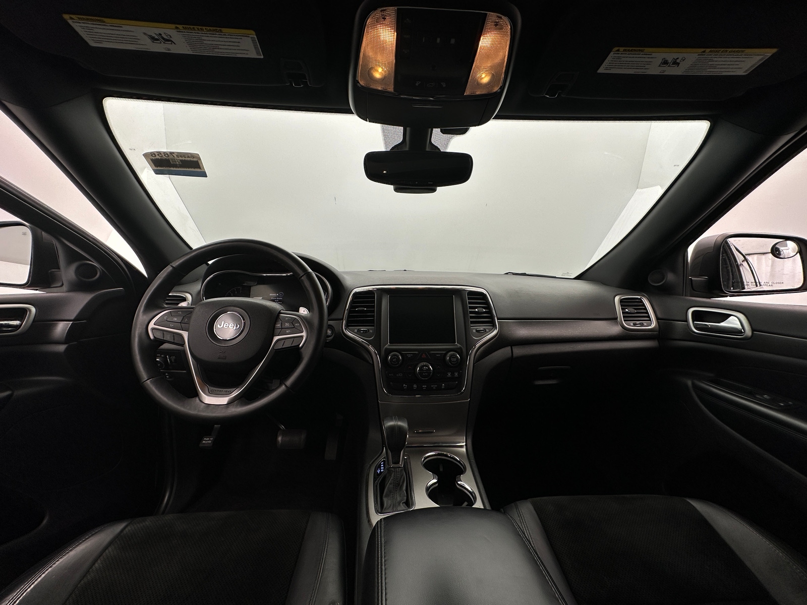 Thumbnail: 2017 Jeep Grand Cherokee - 2