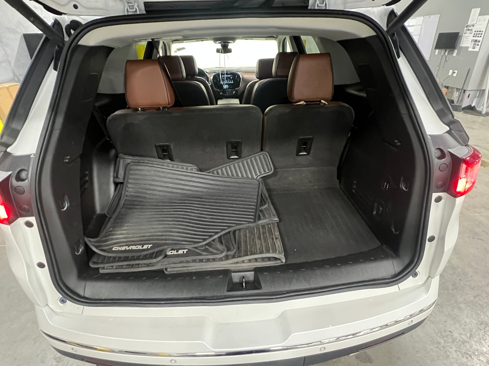 Thumbnail: 2019 Chevrolet Traverse - 6