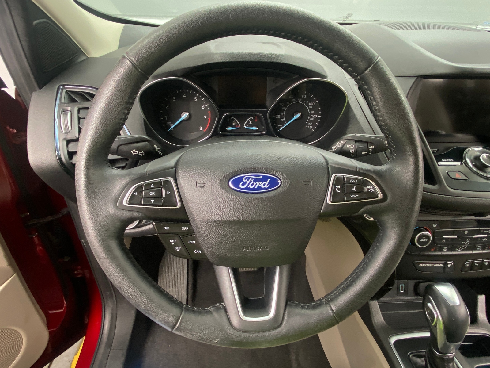 Thumbnail: 2019 Ford Escape - 4