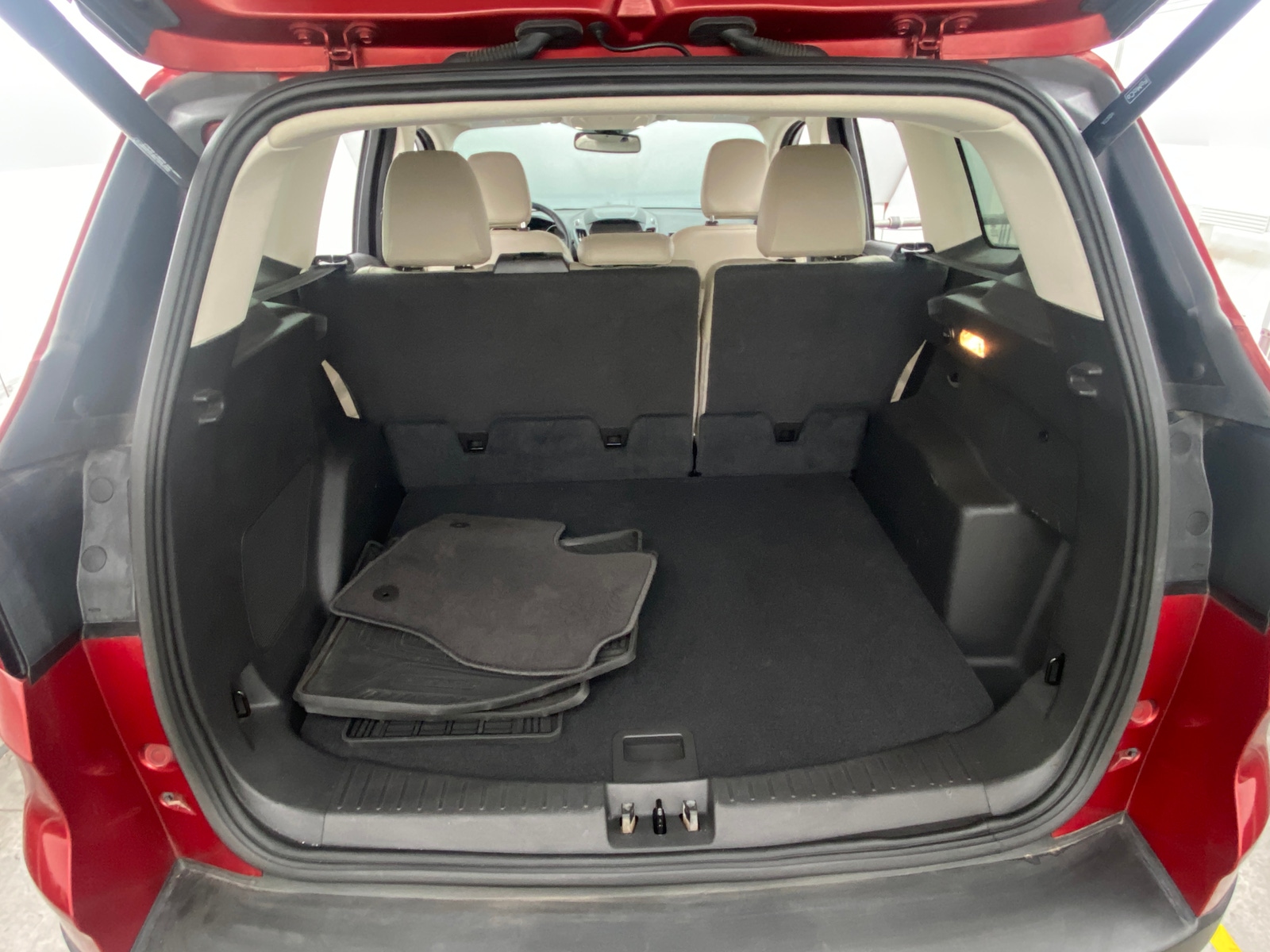 Thumbnail: 2019 Ford Escape - 6