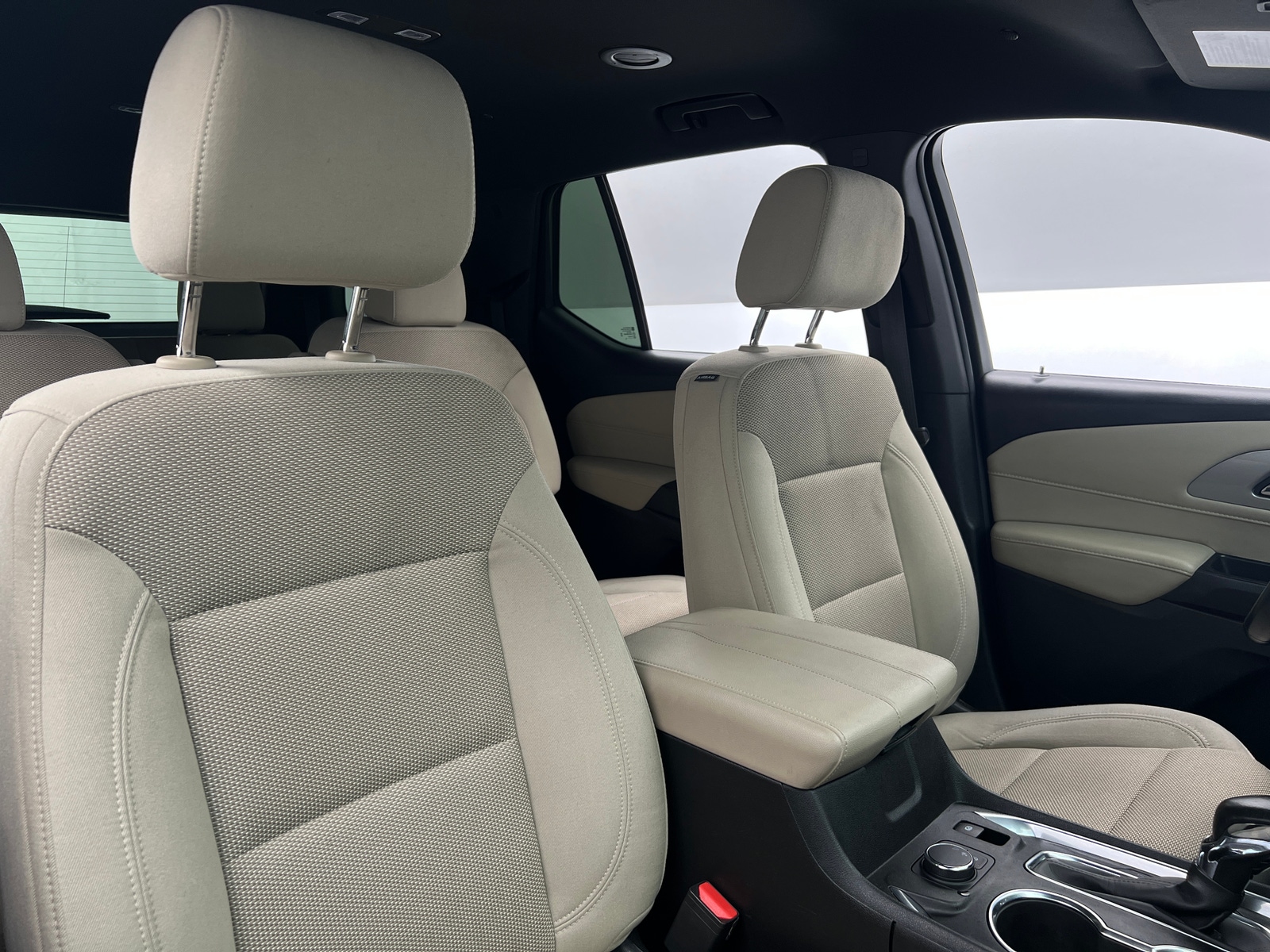 Thumbnail: 2022 Chevrolet Traverse - 2