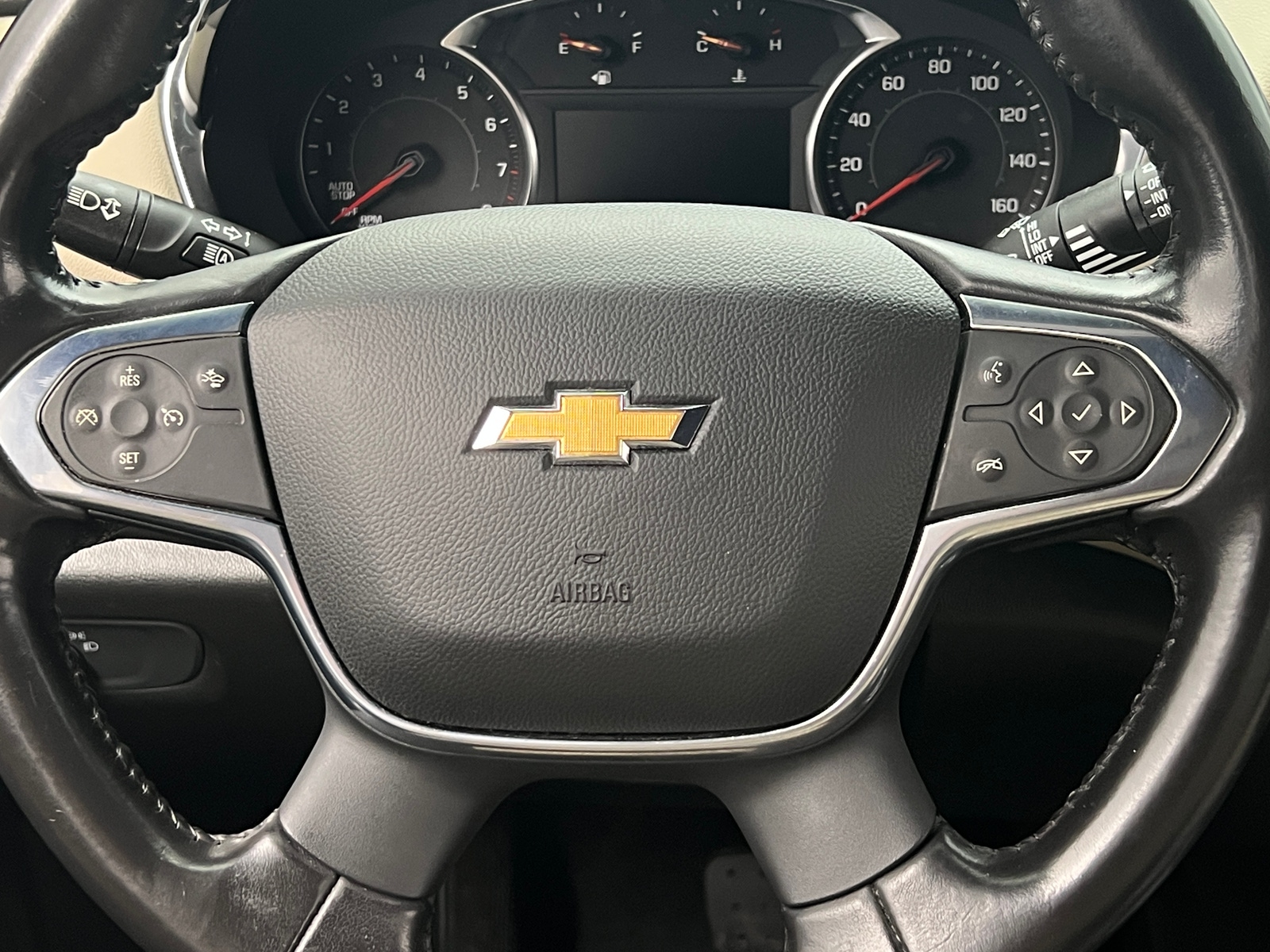 Thumbnail: 2022 Chevrolet Traverse - 5