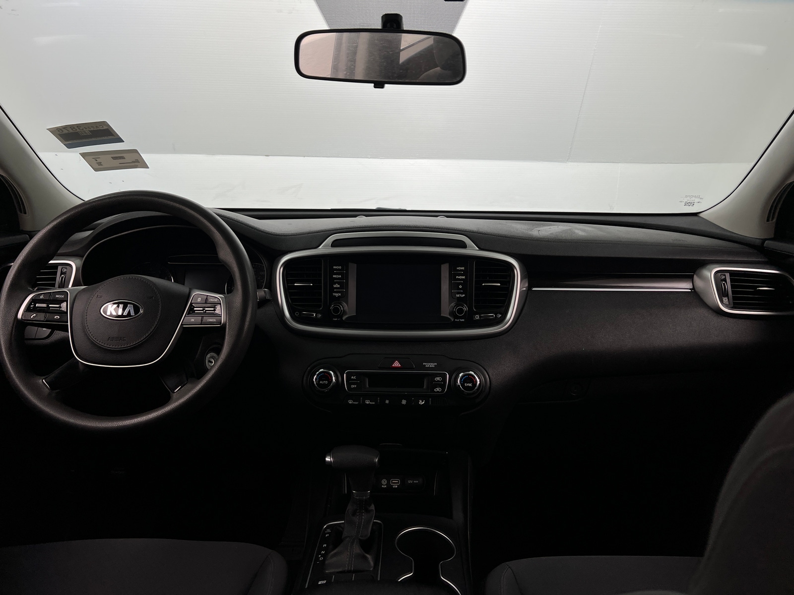 Thumbnail: 2019 Kia Sorento - 3