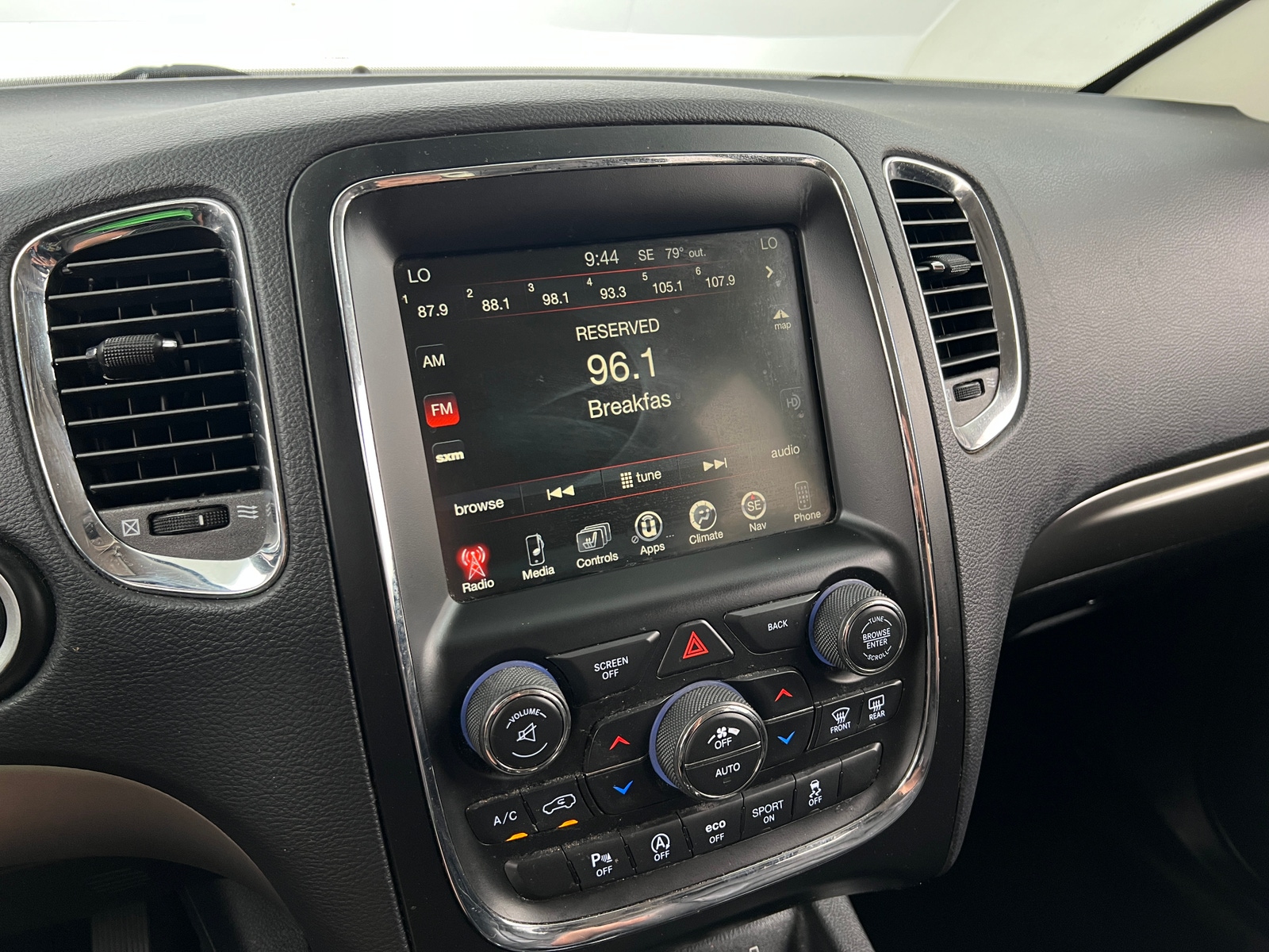Thumbnail: 2017 Dodge Durango - 3
