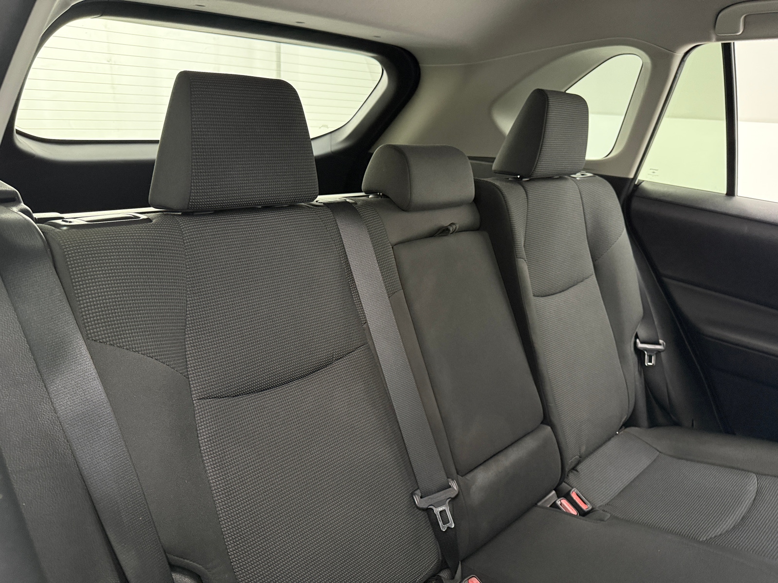 Thumbnail: 2021 Toyota RAV4 - 6