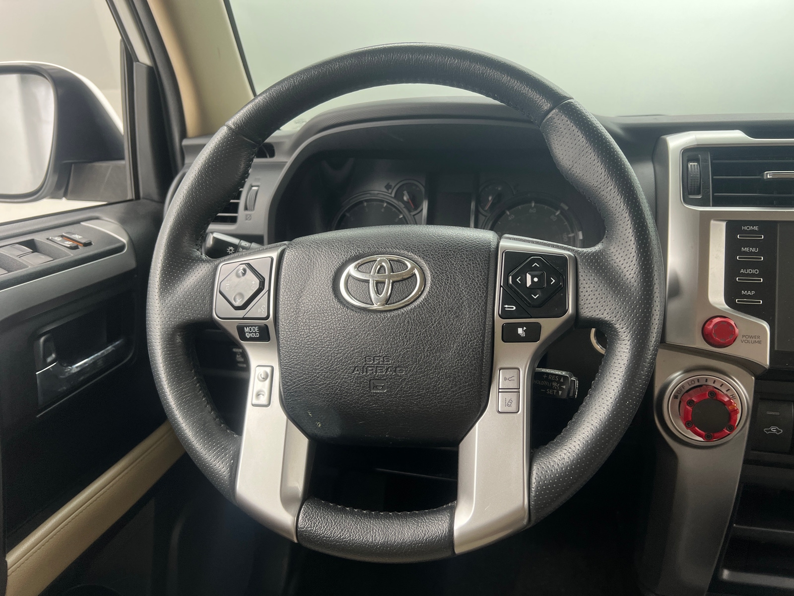 Thumbnail: 2022 Toyota 4Runner - 4
