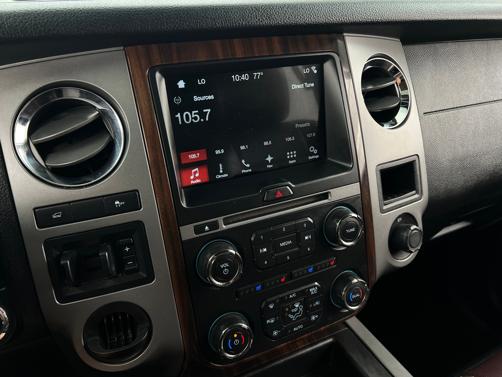 Thumbnail: 2017 Ford Expedition - 3