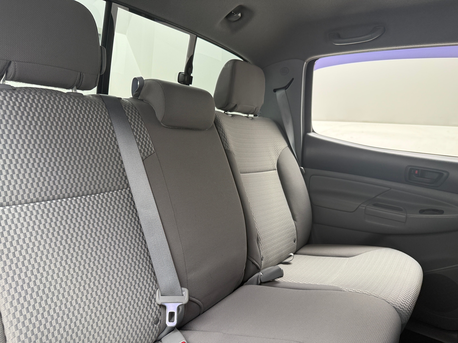 Thumbnail: 2014 Toyota Tacoma - 6