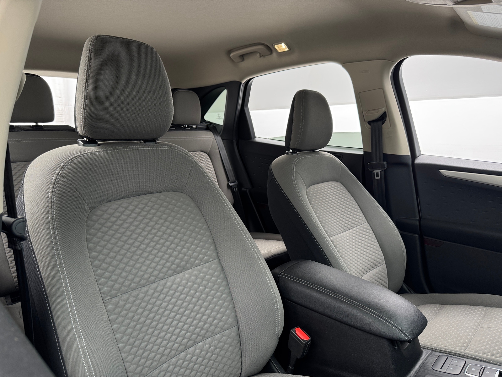 Thumbnail: 2020 Ford Escape - 2