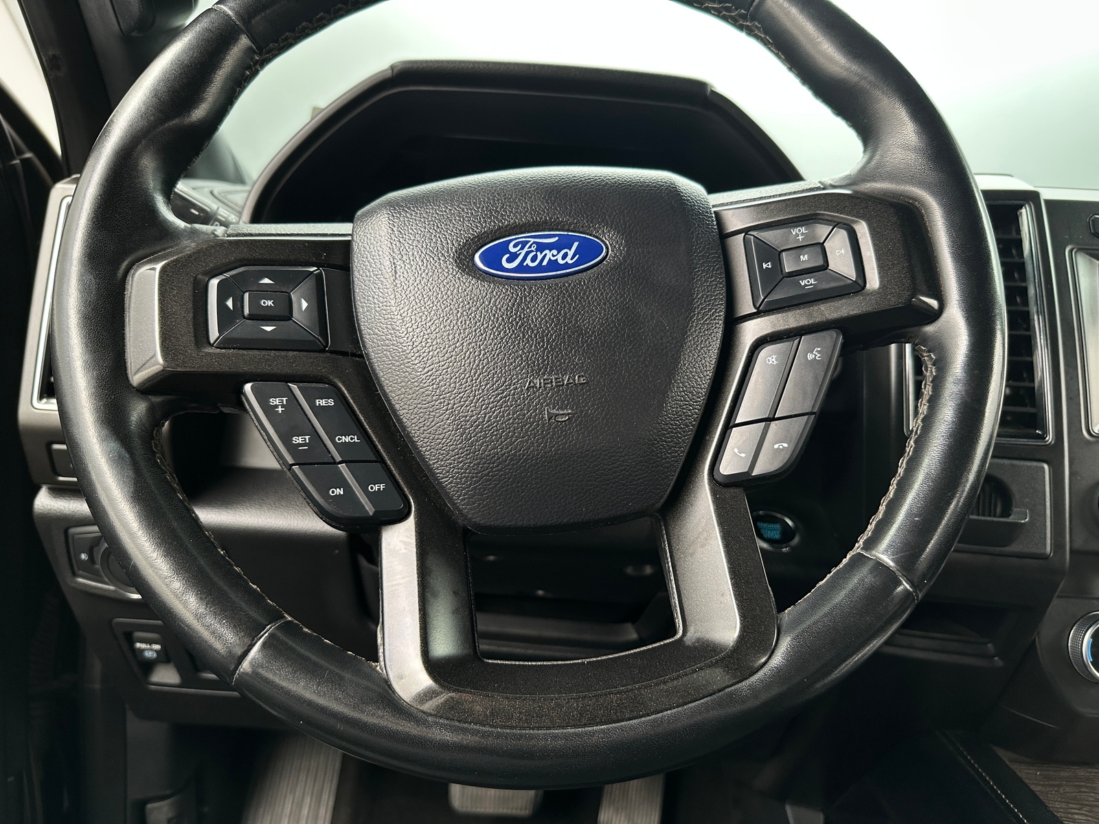 Thumbnail: 2020 Ford Expedition MAX - 4