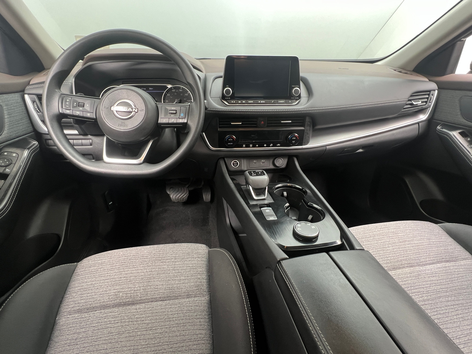 Thumbnail: 2023 Nissan Rogue - 3
