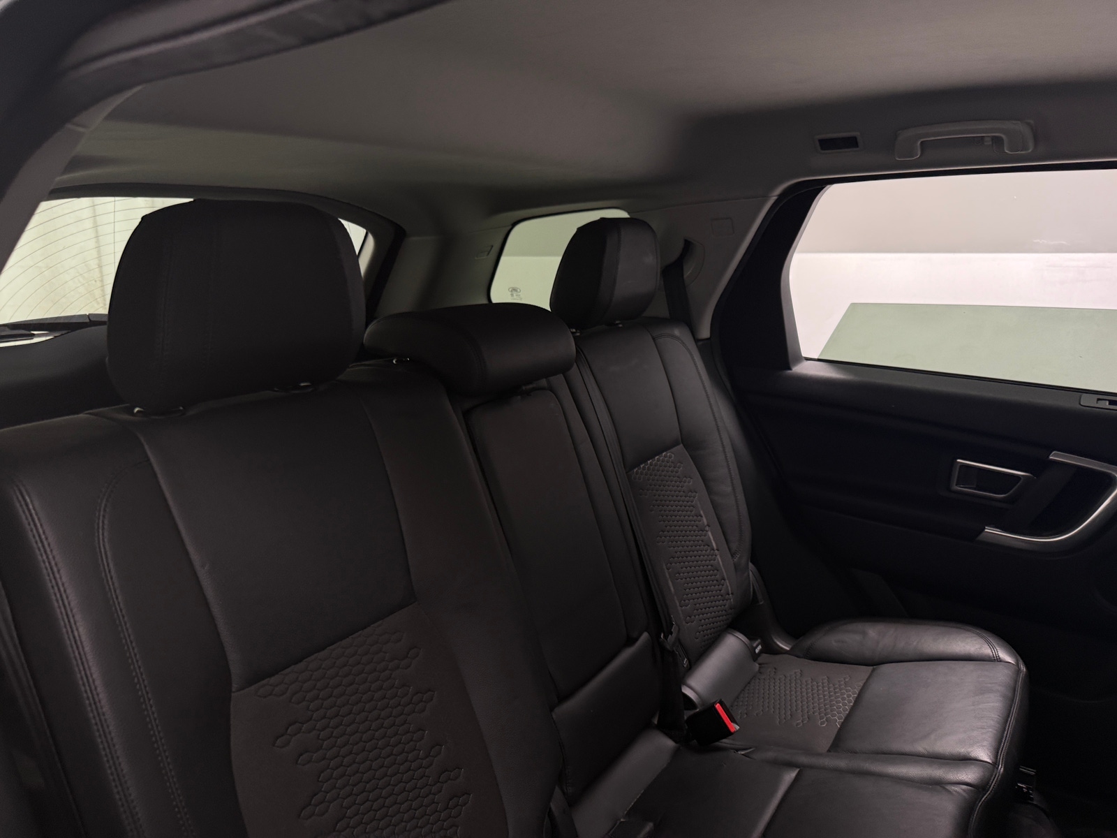 Thumbnail: 2019 Land Rover Discovery Sport - 5