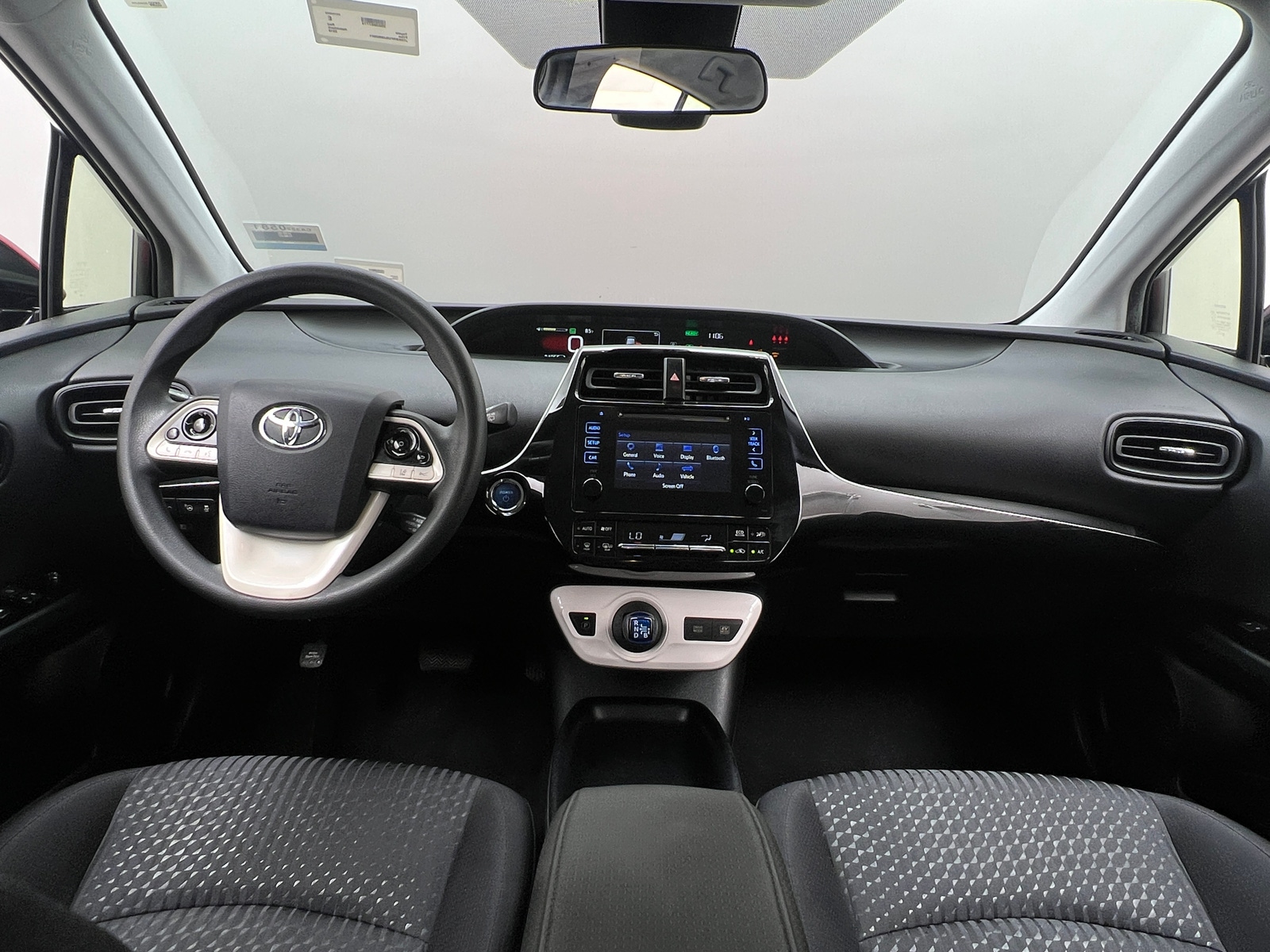 Thumbnail: 2018 Toyota Prius - 3