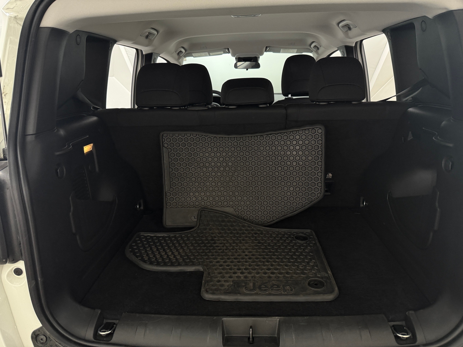 Thumbnail: 2023 Jeep Renegade - 7