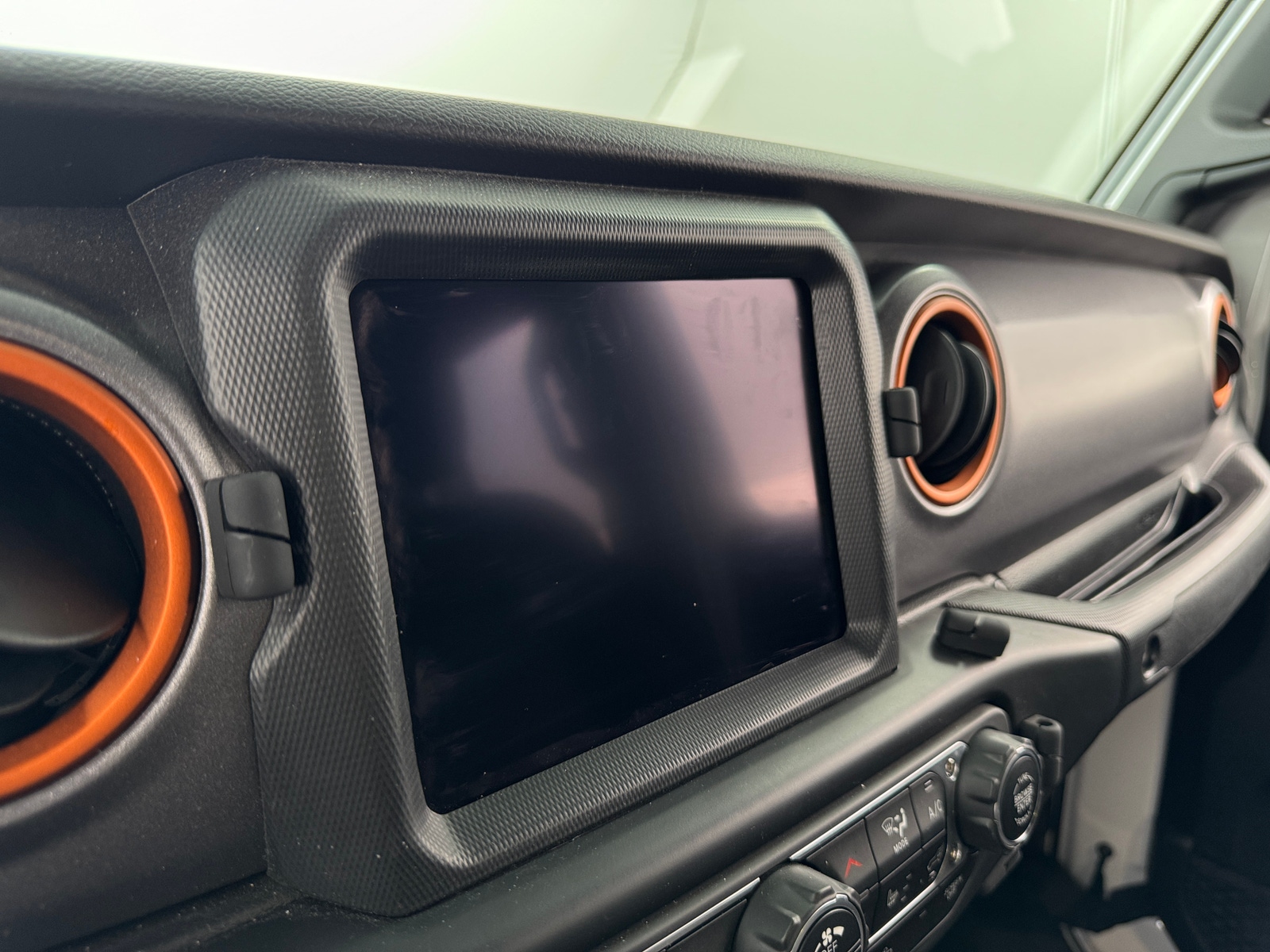 Thumbnail: 2023 Jeep Gladiator - 4