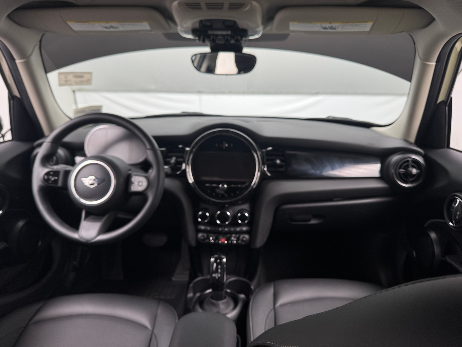 Thumbnail: 2022 MINI Cooper Hardtop - 2