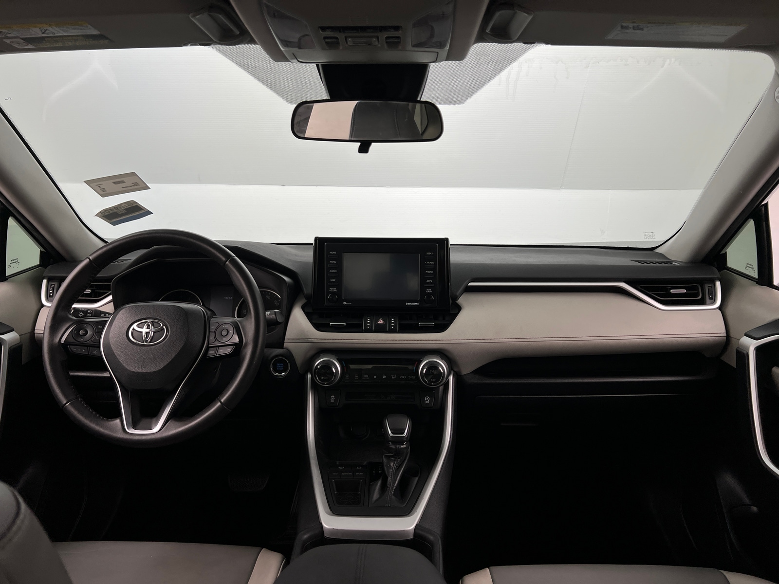 Thumbnail: 2020 Toyota RAV4 - 2