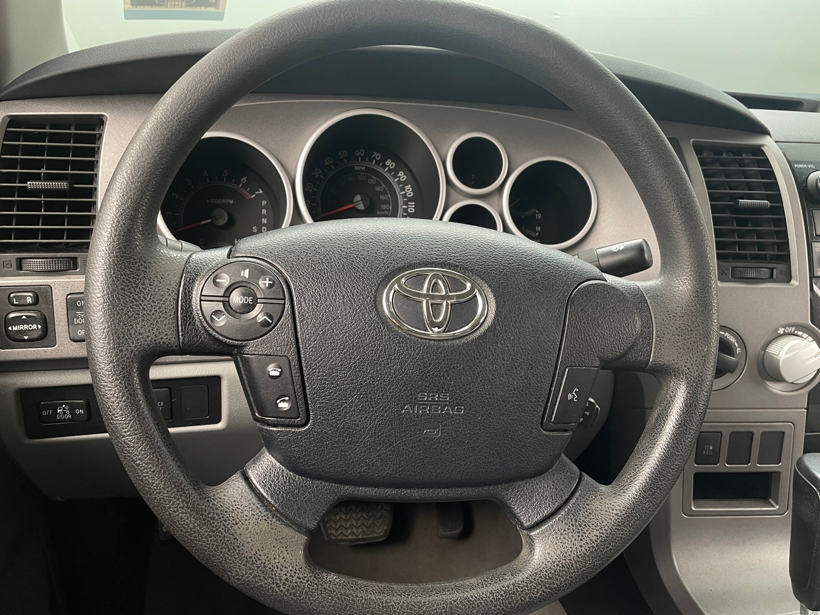 Thumbnail: 2011 Toyota Tundra - 4