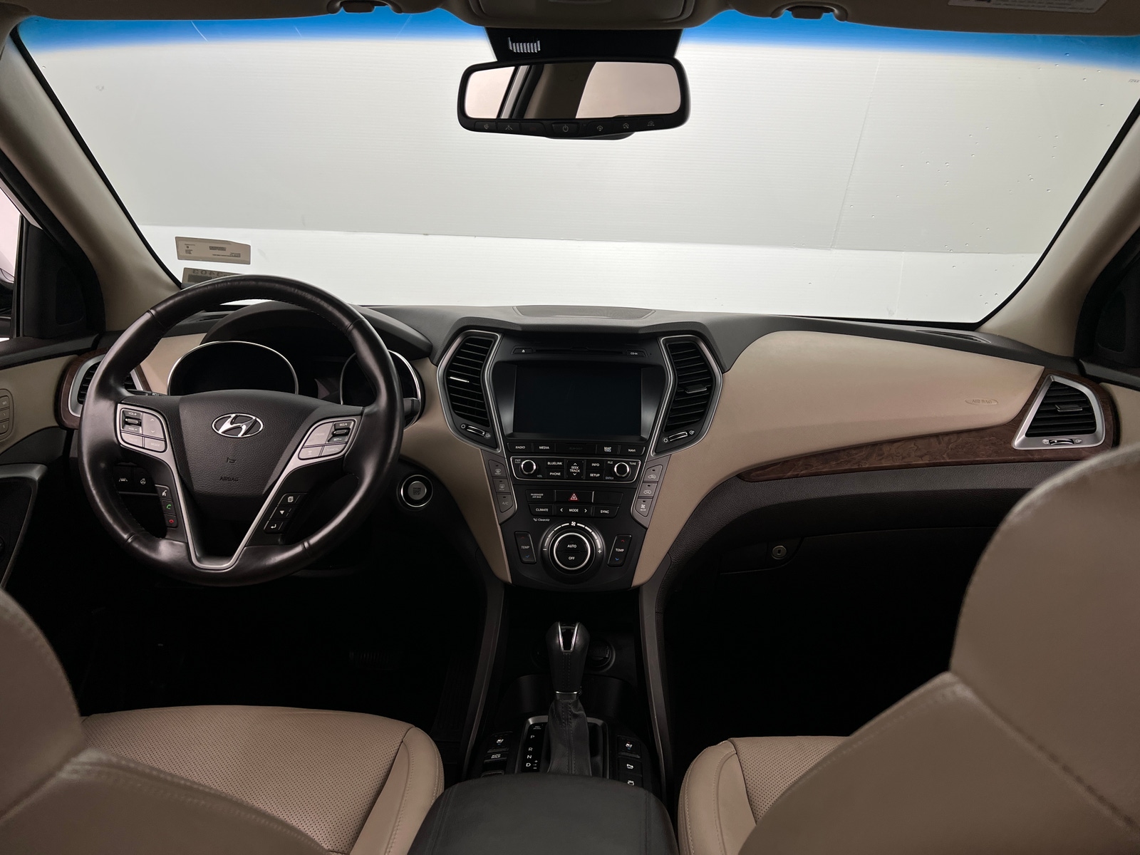 Thumbnail: 2017 Hyundai Santa Fe - 2
