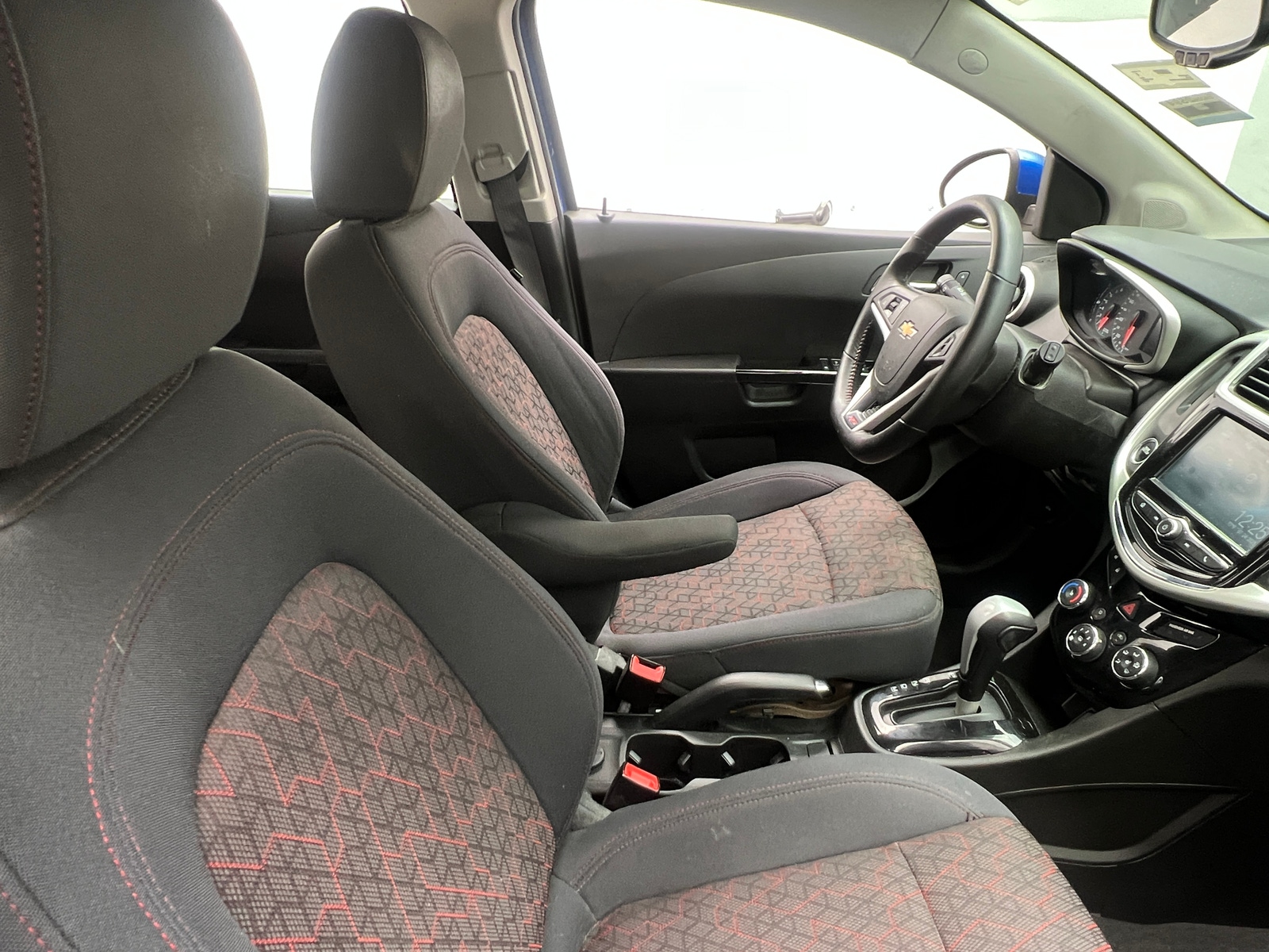 Thumbnail: 2017 Chevrolet Sonic - 2
