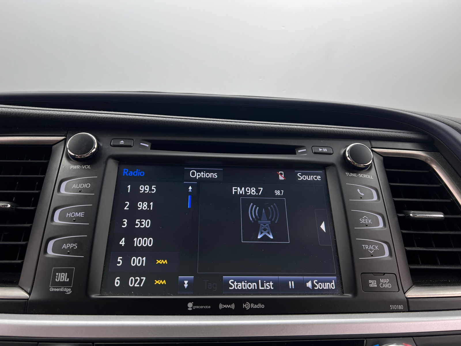 Thumbnail: 2018 Toyota Highlander - 3