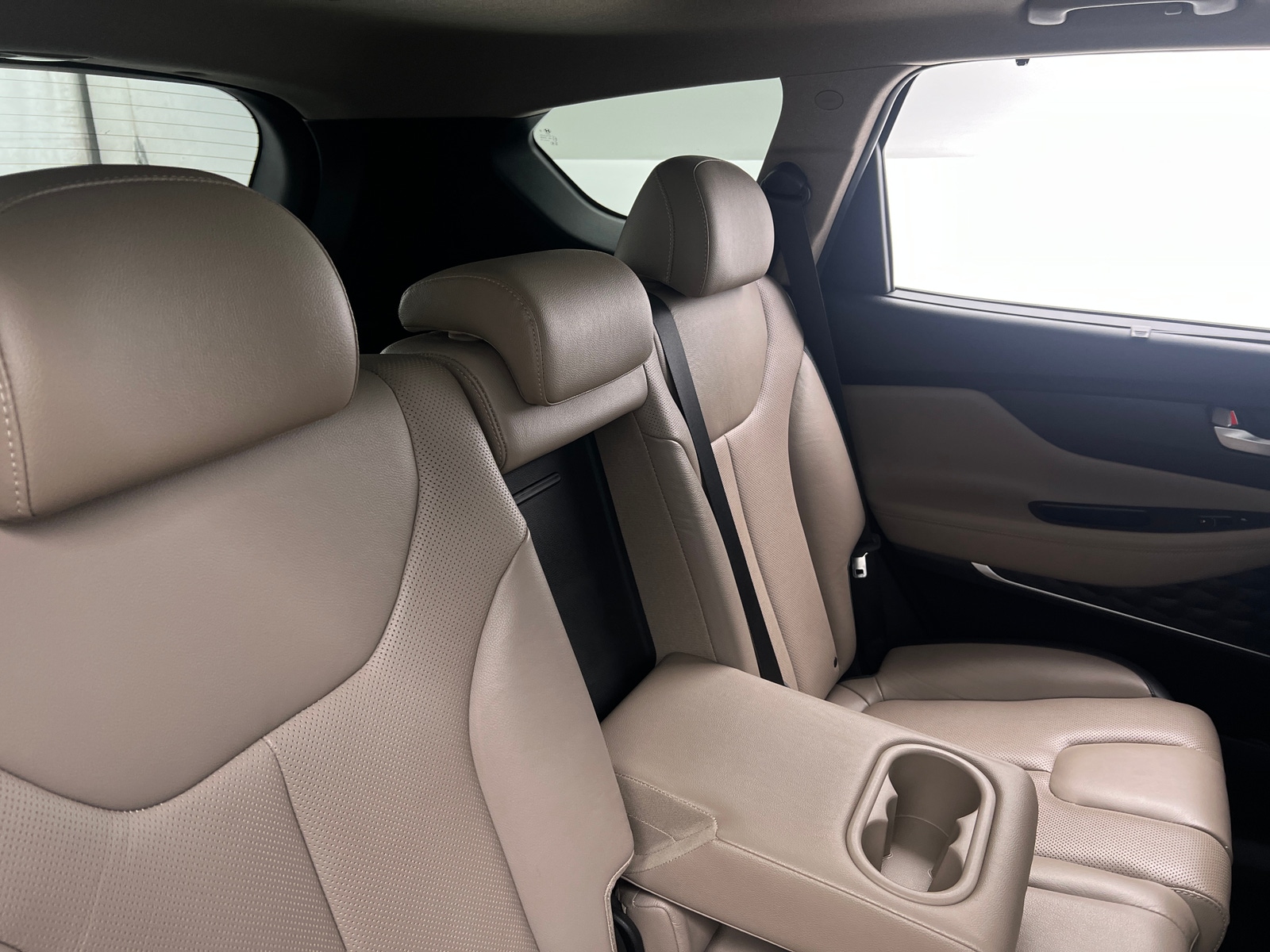 Thumbnail: 2020 Hyundai Santa Fe - 5